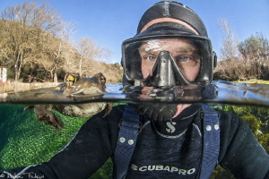 selfie with Gilbert by Mathieu Foulquié 